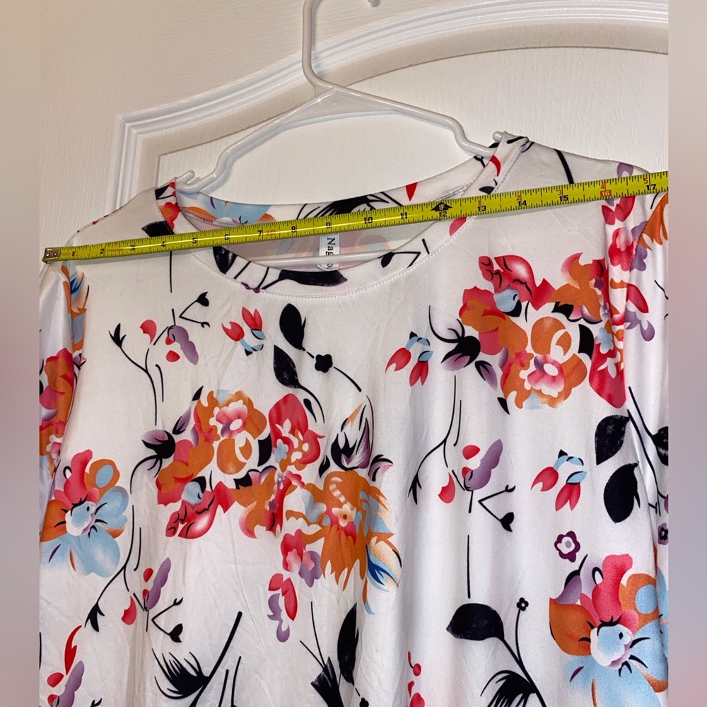 Floral Maxi Dress in White and Pink - Picture 8 of 16